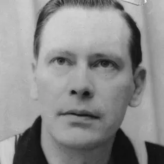 Gray Barker headshot
